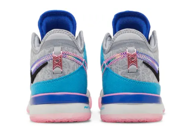 Zoom LeBron NXXT Gen '1984'